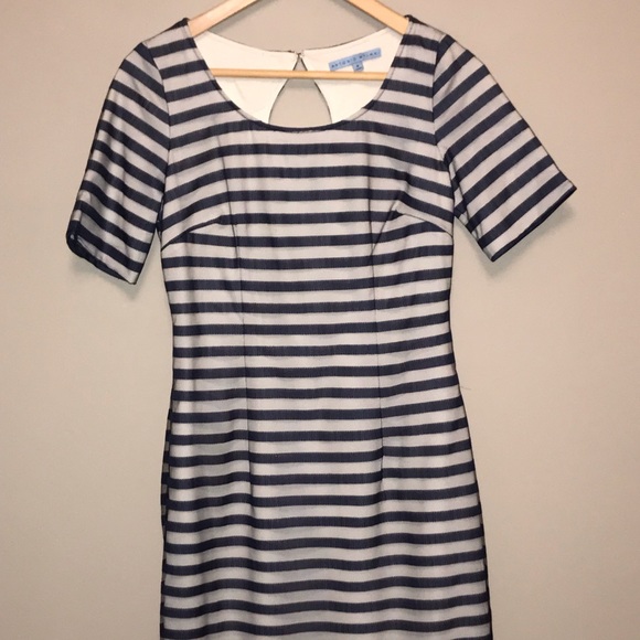 ANTONIO MELANI Dresses & Skirts - Antonio Melani Dress Size 4